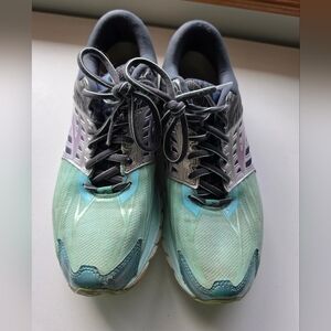 Brooks Glycerin 14 Women's Athletic Shoes in Mint and Gray Size 11